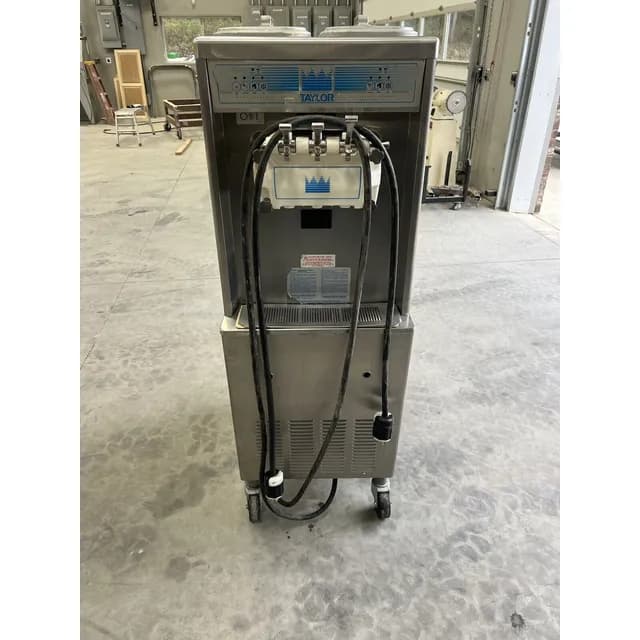 Máy làm kem tươi Taylor 794 3 vòi công suất 5000W