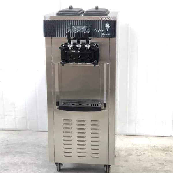 Máy làm kem tươi Tokadai TKD218 công suất 2200W sản lượng 22-28 lít/h